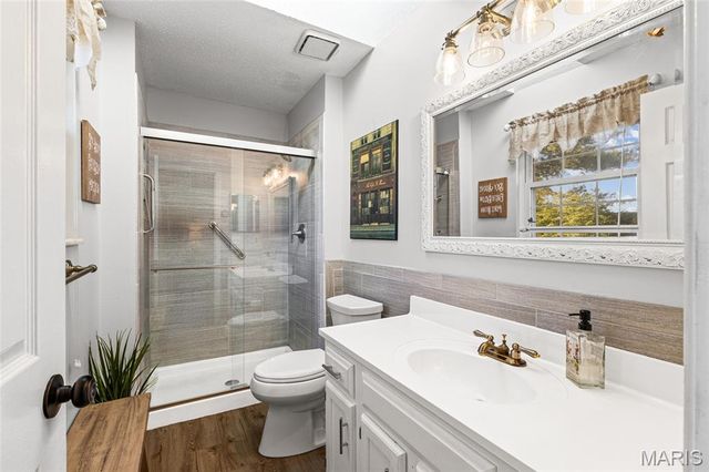 13311 Chapel Mill Drive, St Louis, MO 63141