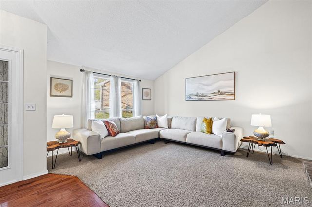 13311 Chapel Mill Drive, St Louis, MO 63141