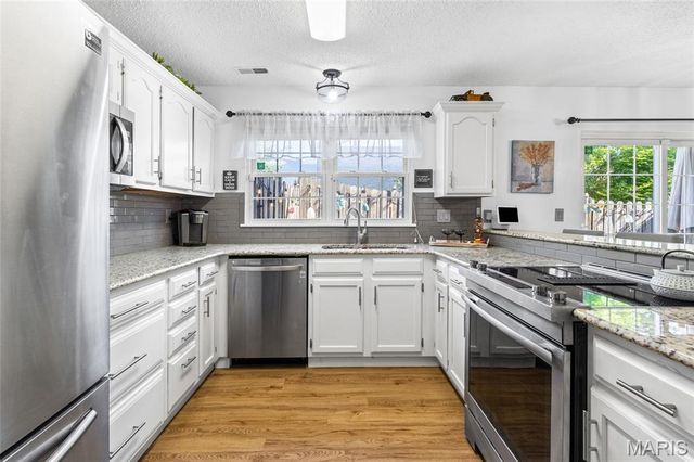 13311 Chapel Mill Drive, St Louis, MO 63141