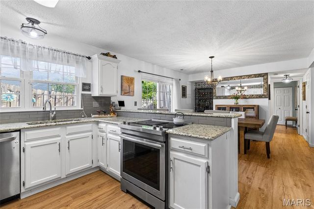 13311 Chapel Mill Drive, St Louis, MO 63141