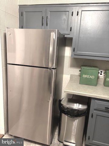 5 RICHARD STOCKTON BLDG, Turnersville, NJ 08012