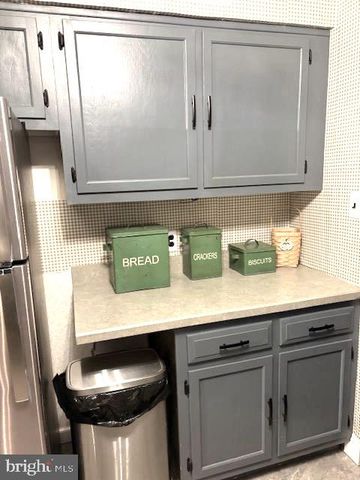 5 RICHARD STOCKTON BLDG, Turnersville, NJ 08012