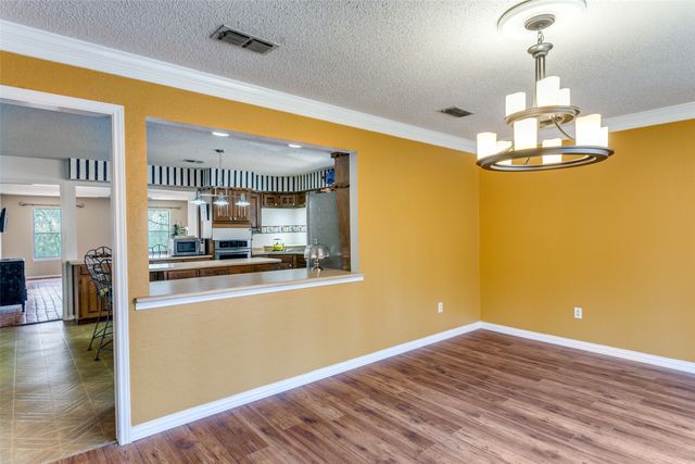 408 Pecan Court, Alvarado, TX 76009