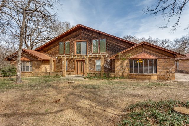 408 Pecan Court, Alvarado, TX 76009