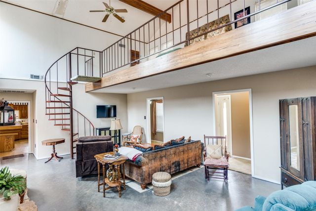 408 Pecan Court, Alvarado, TX 76009