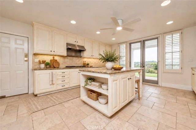 22201 Wayside, Mission Viejo, CA 92692