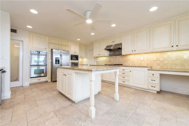 22201 Wayside, Mission Viejo, CA 92692