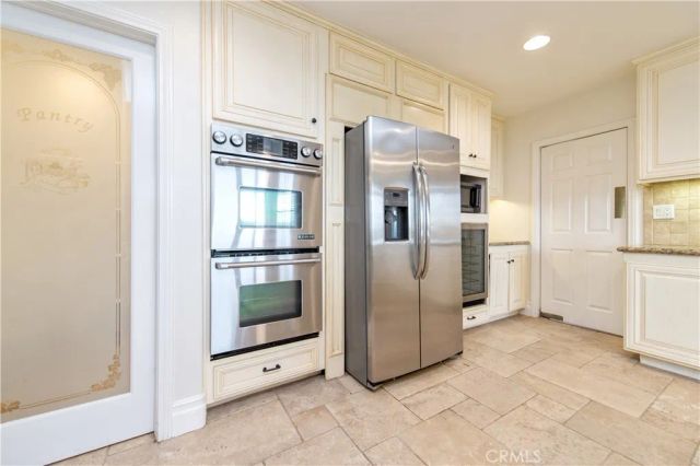 22201 Wayside, Mission Viejo, CA 92692
