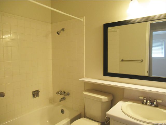 12715 El Marro, San Antonio, TX 78233