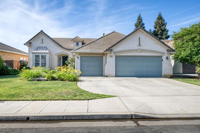 2644 Bellaire Avenue, Clovis, CA 93611