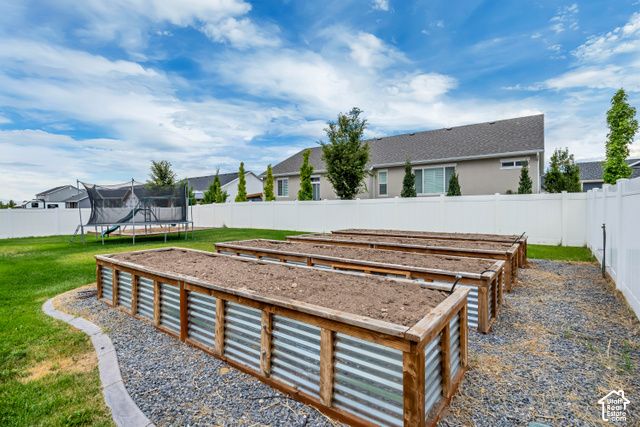 6076 S 4400 W, Hooper, UT 84315