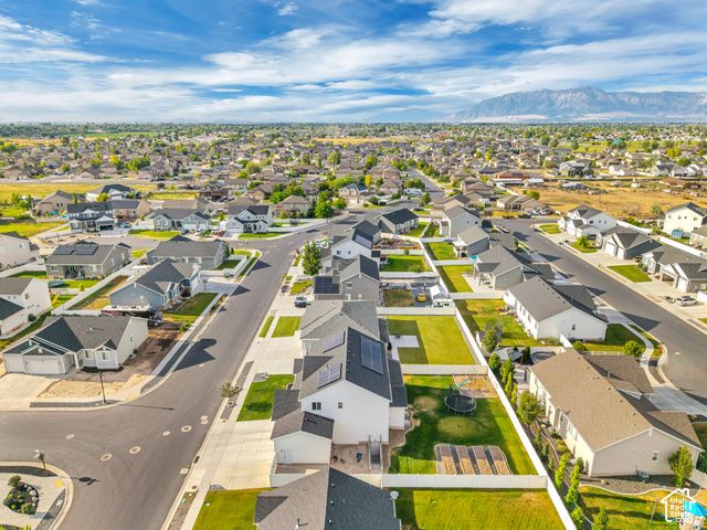 6076 S 4400 W, Hooper, UT 84315