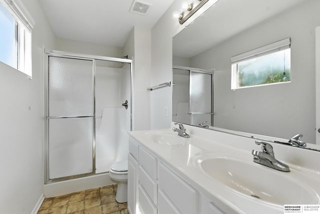 20903 Birch Street, Gretna, NE 68028