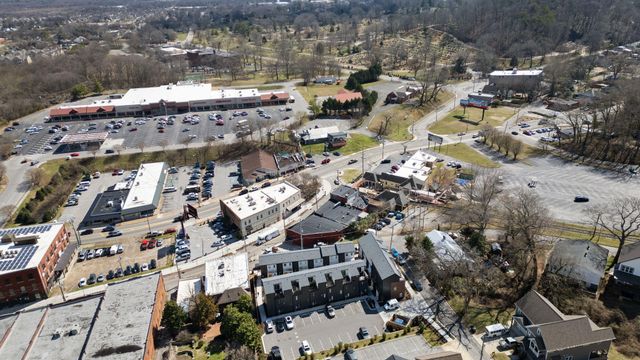 121 Old Mountain Road, Chattanooga, TN 37409