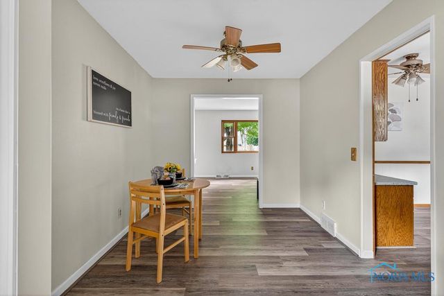 2155 Bishopsgate Drive, Toledo, OH 43614