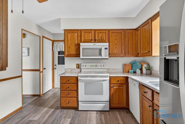 2155 Bishopsgate Drive, Toledo, OH 43614