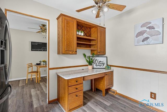 2155 Bishopsgate Drive, Toledo, OH 43614