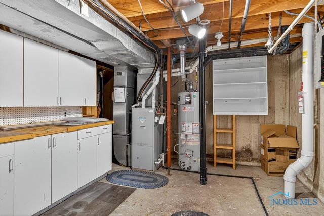 2155 Bishopsgate Drive, Toledo, OH 43614