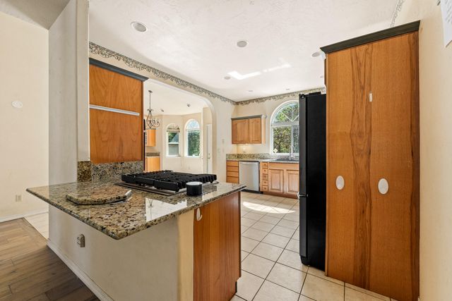 2600 Draper Valley Road, Selma, OR 97538