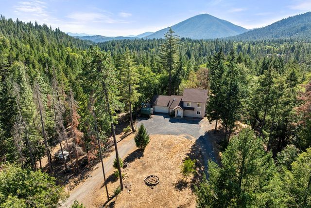 2600 Draper Valley Road, Selma, OR 97538