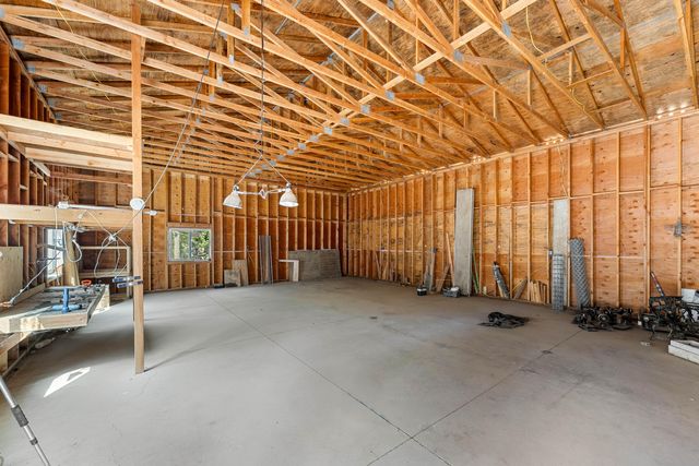 2600 Draper Valley Road, Selma, OR 97538