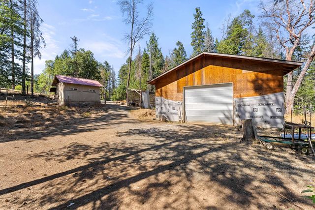 2600 Draper Valley Road, Selma, OR 97538