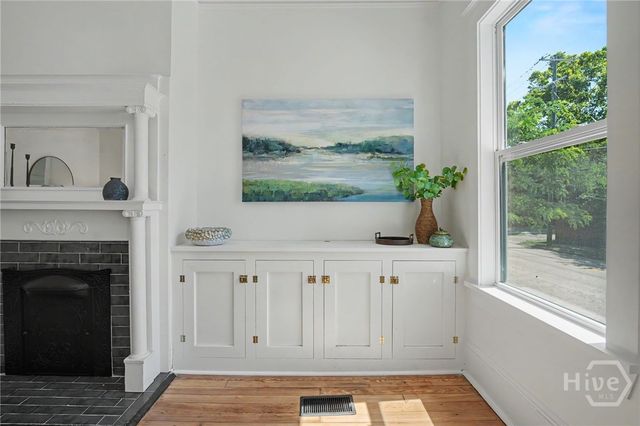 836 E Duffy Street, Savannah, GA 31401