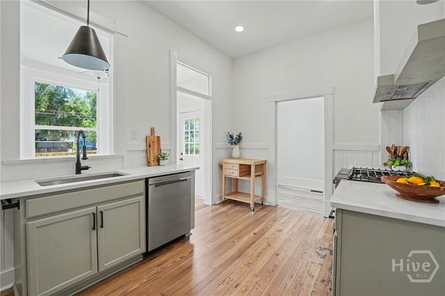 836 E Duffy Street, Savannah, GA 31401