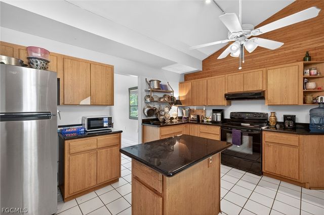 11600 Palomino LN, Fort Myers, FL 33912