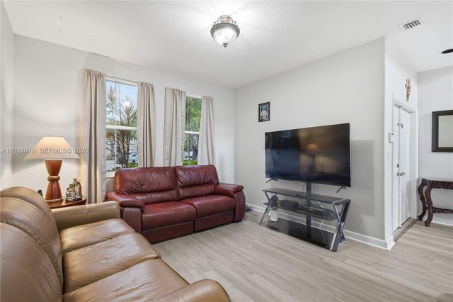16928 SW 35th Street, Miramar, FL 33027