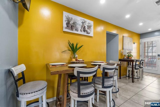 47 Browertown Road, Little Falls, NJ 07424