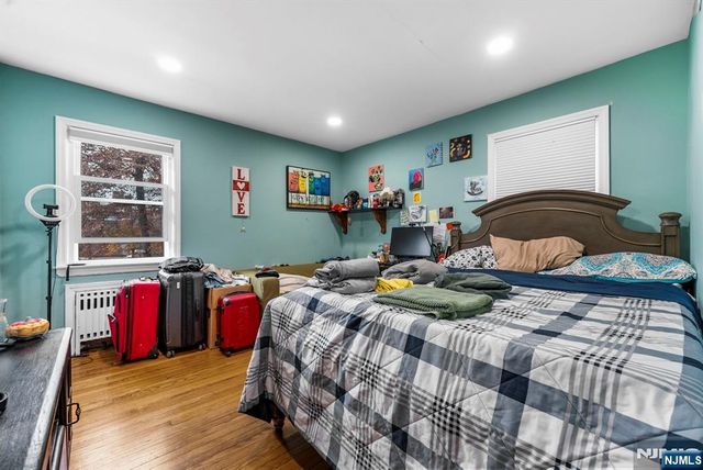 47 Browertown Road, Little Falls, NJ 07424