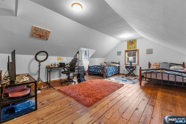 47 Browertown Road, Little Falls, NJ 07424