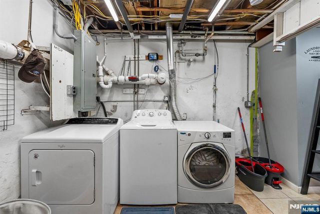 47 Browertown Road, Little Falls, NJ 07424