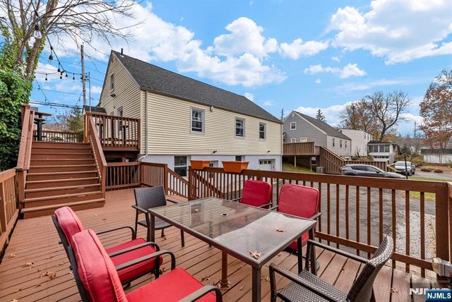 47 Browertown Road, Little Falls, NJ 07424