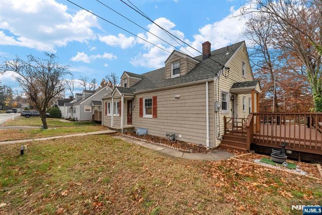 47 Browertown Road, Little Falls, NJ 07424