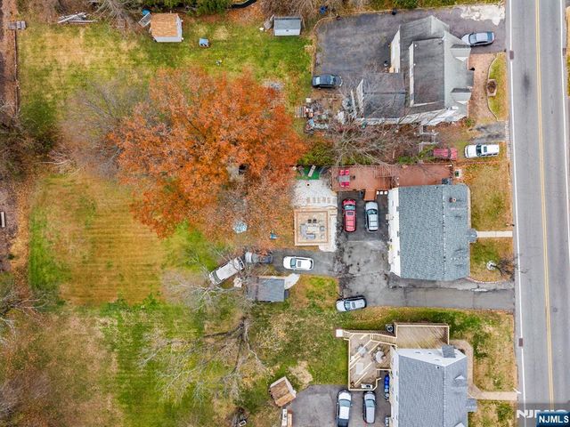 47 Browertown Road, Little Falls, NJ 07424