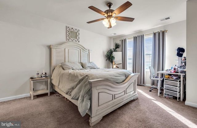 25 KATHERINE DR, Burlington, NJ 08016