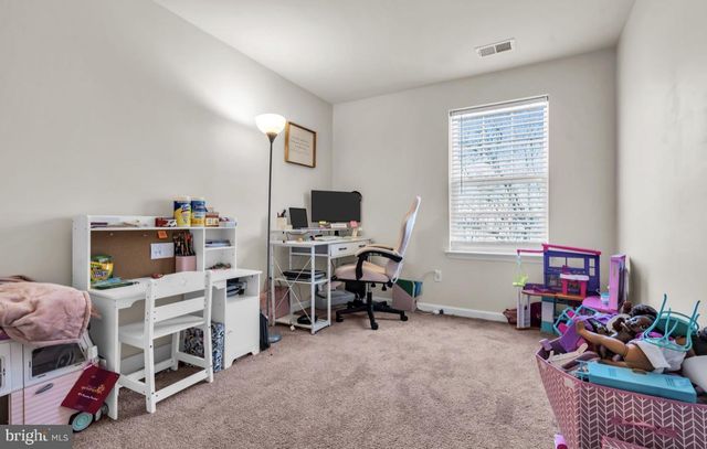 25 KATHERINE DR, Burlington, NJ 08016