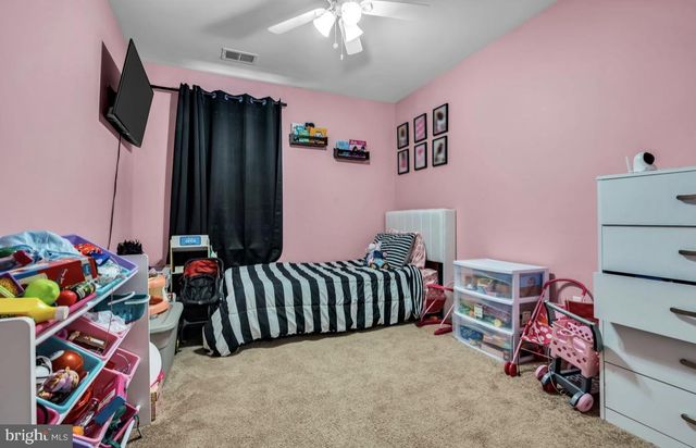 25 KATHERINE DR, Burlington, NJ 08016