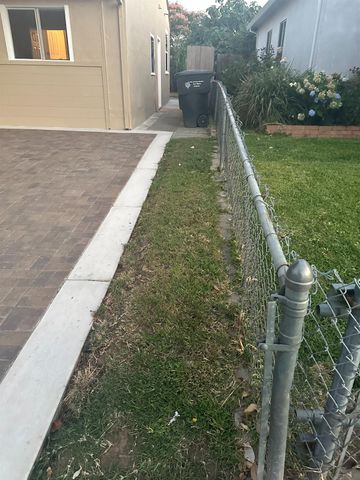 1500 London St, Sacramento, CA 95822