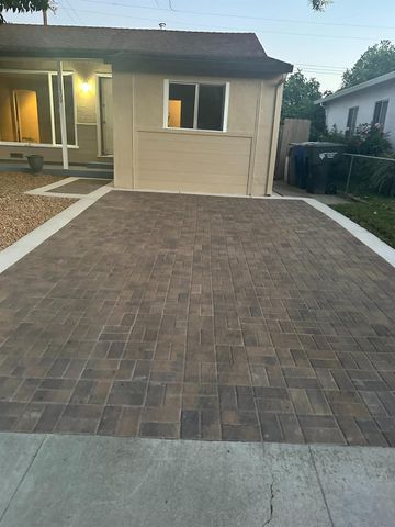 1500 London St, Sacramento, CA 95822