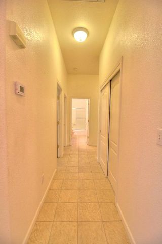 130 Little Johns Creek Dr, Oakdale, CA 95361