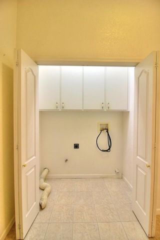 130 Little Johns Creek Dr, Oakdale, CA 95361