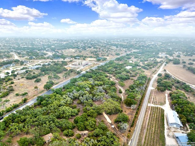 1732 HERBELIN RD, New Braunfels, TX 78132