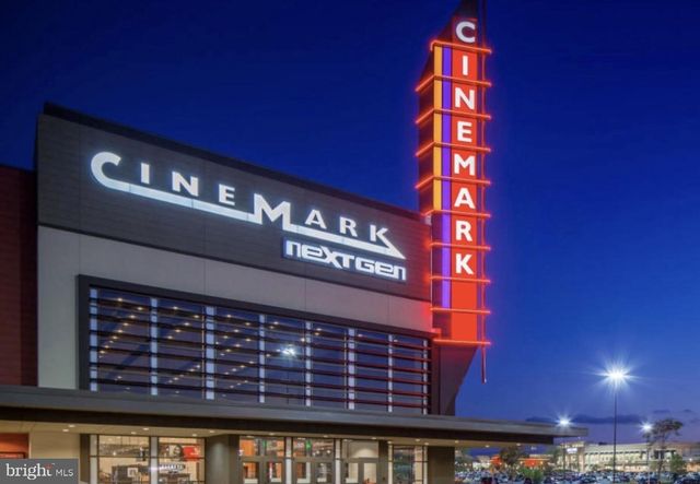 216 N HERON CIR, New Castle, DE 19720