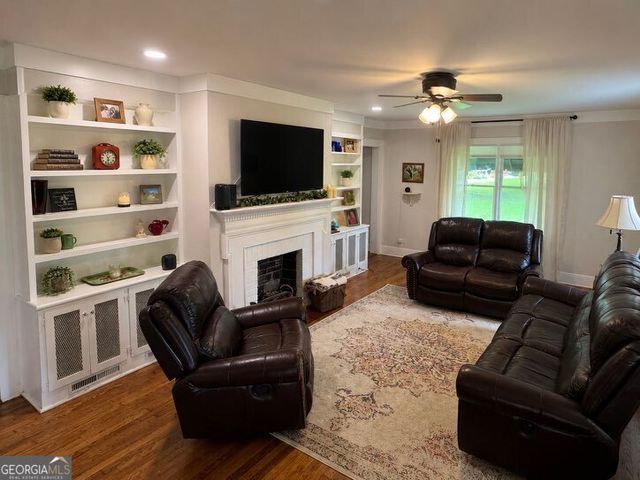 215 Tallapoosa Street W, Bremen, GA 30110