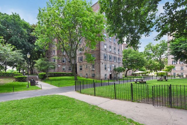 5607 31st Avenue 2D, Woodside, NY 11377