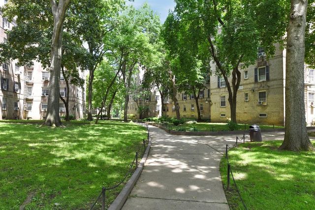5607 31st Avenue 2D, Woodside, NY 11377