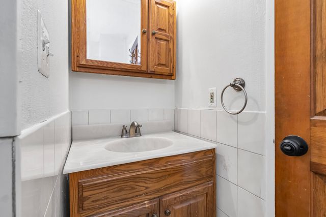 354 Seames Drive, Manchester, NH 03103